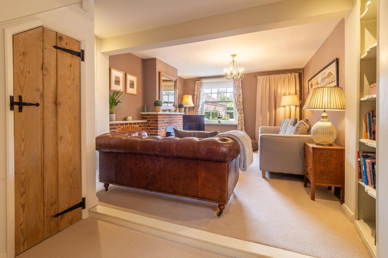 Immaculate Luxury Retreat In Pretty Village With Great Pubs - Box Valley Cottage Stoke by Nayland Eksteriør billede