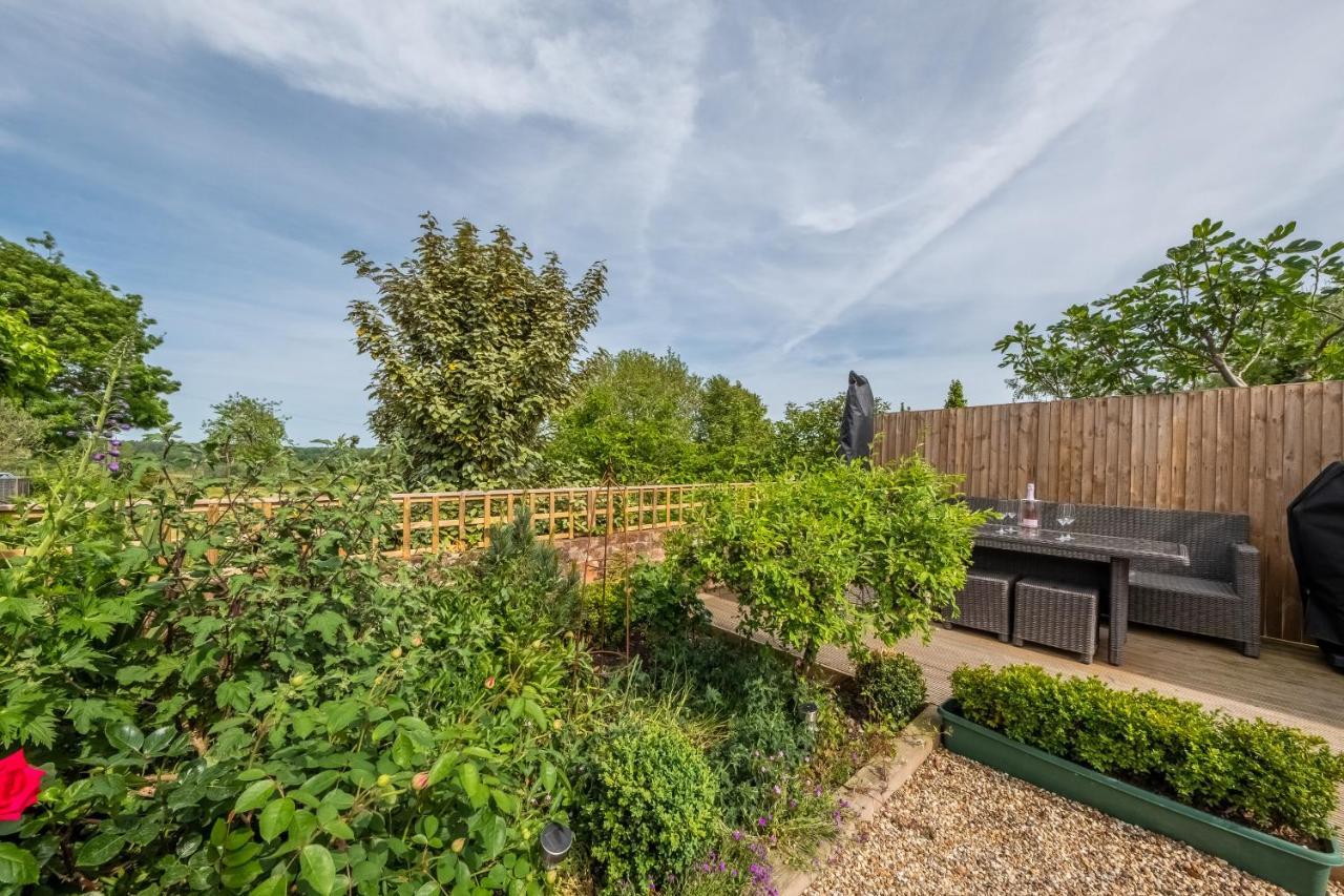 Immaculate Luxury Retreat In Pretty Village With Great Pubs - Box Valley Cottage Stoke by Nayland Eksteriør billede